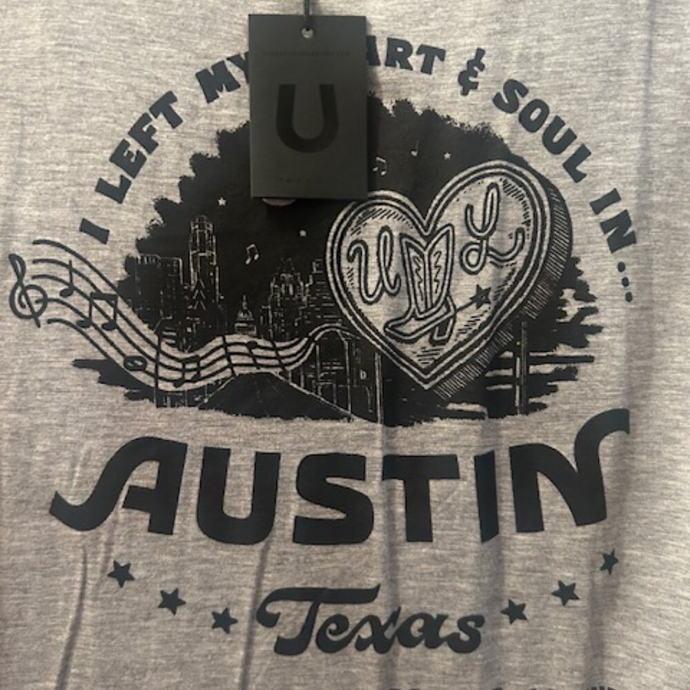 Free People x Understated Leather Heart & Soul AUSTIN Heather Gray Oversized Tee - Picture 8 of 16
